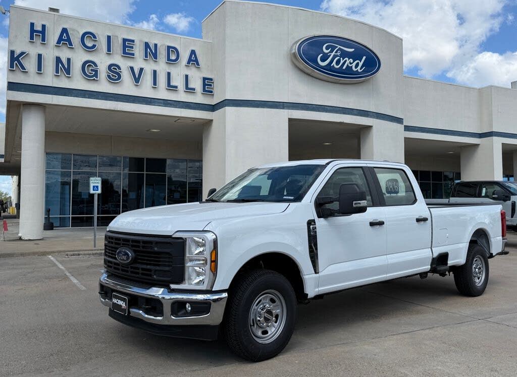 2026 Ford F-350 Super Duty XL Crew Cab RWD