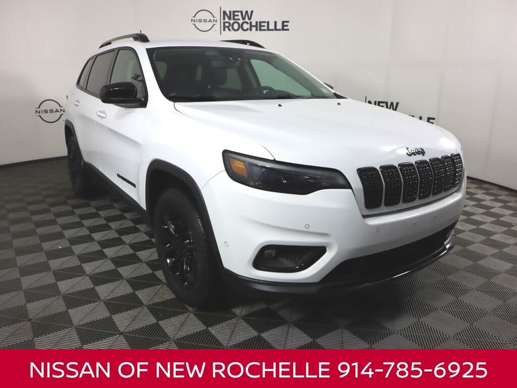 2023 Jeep Cherokee Altitude 4WD