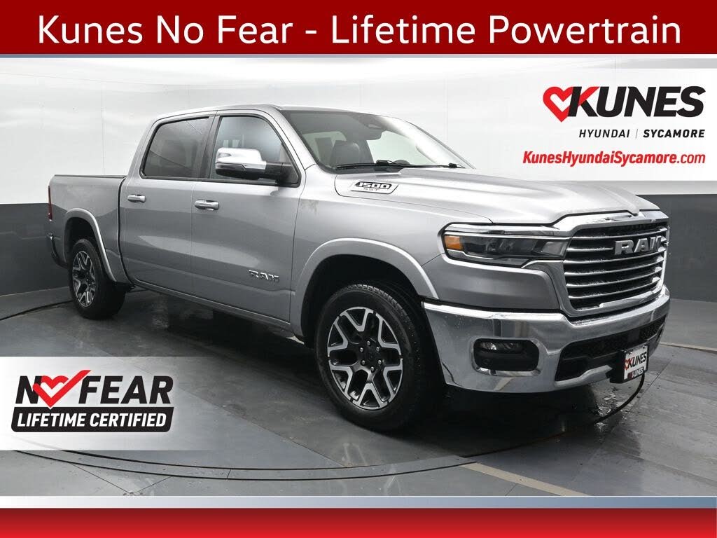 2025 RAM 1500 Laramie Crew Cab 4WD