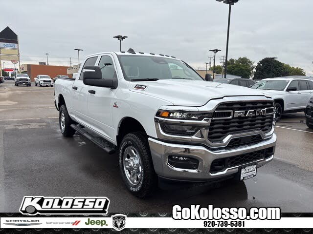 2026 RAM 2500 Tradesman Crew Cab 4WD