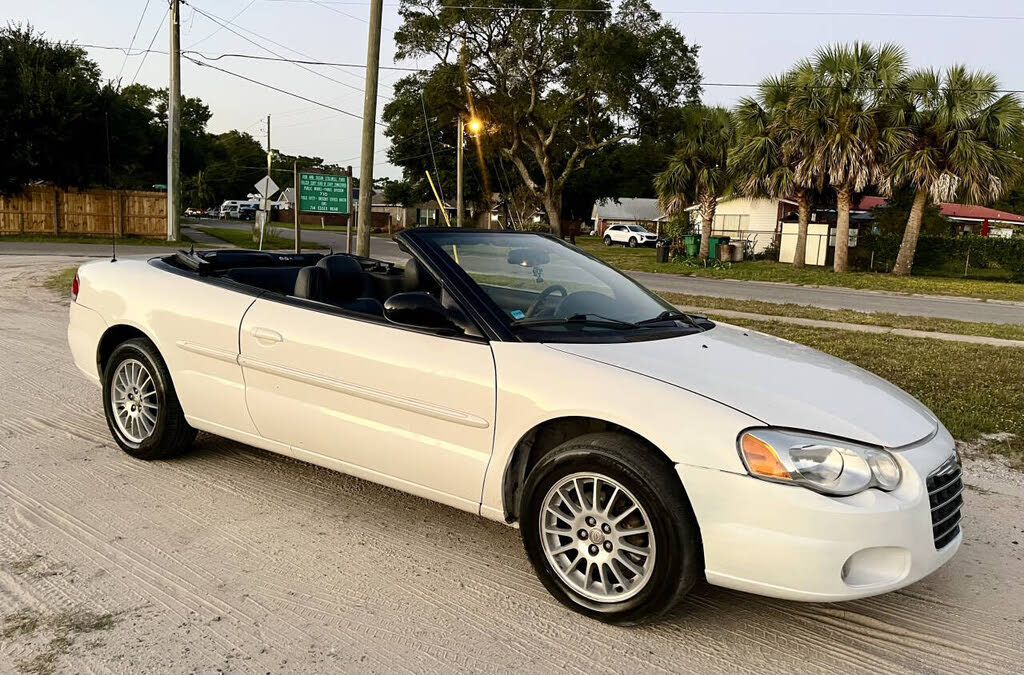 2004 Chrysler Sebring LXi Convertible FWD