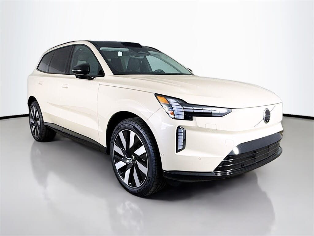 2025 Volvo EX90 Twin Plus 6-Passenger eAWD