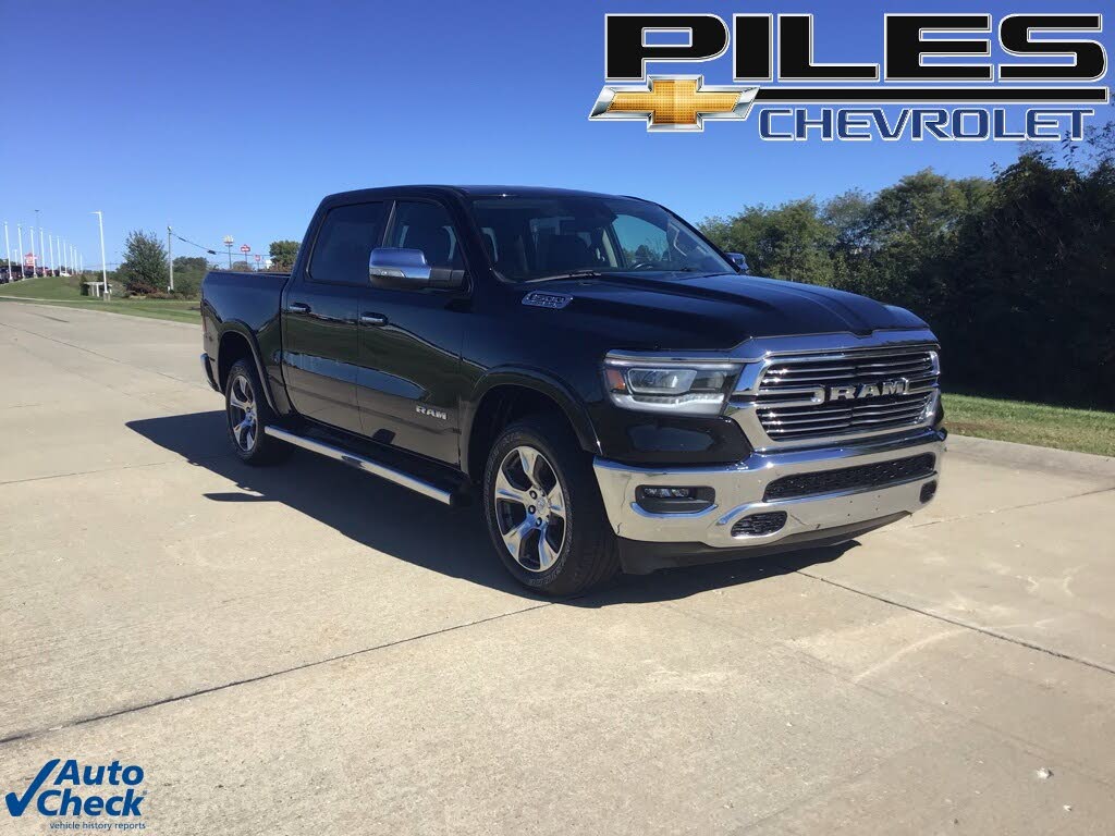2022 RAM 1500 Laramie Crew Cab 4WD