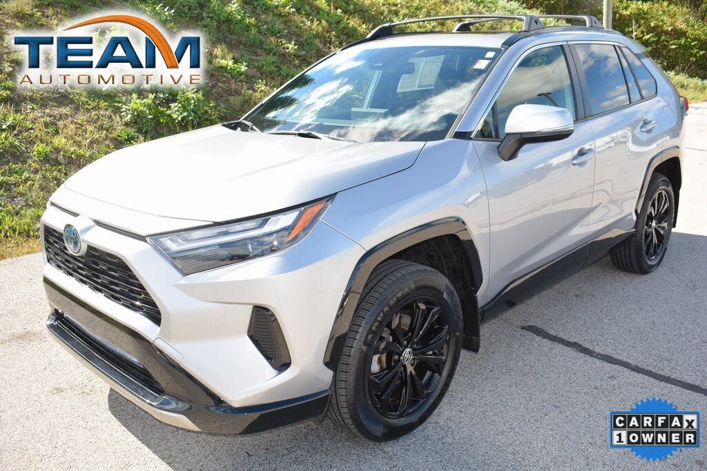 2022 Toyota RAV4 Hybrid SE AWD