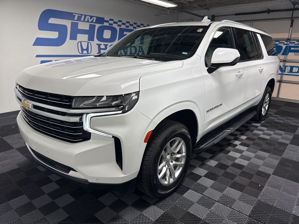 2023 Chevrolet Suburban LT 4WD