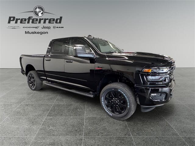2026 RAM 2500 Tradesman Crew Cab 4WD
