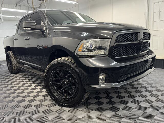 2018 RAM 1500 Night Crew Cab 4WD