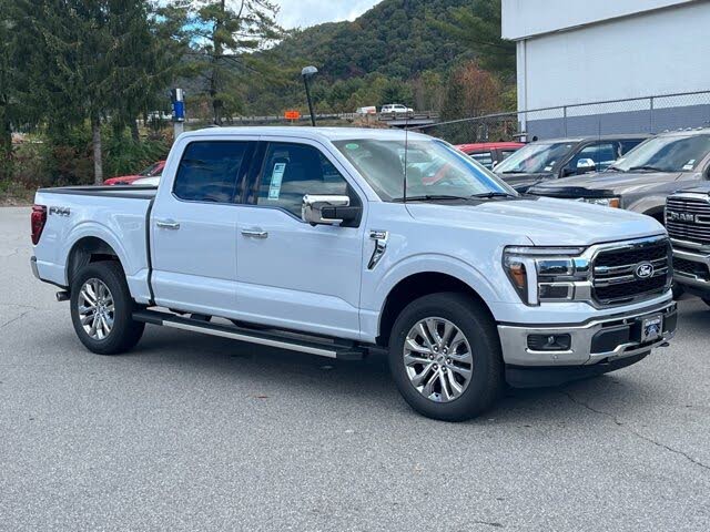 2025 Ford F-150 Lariat SuperCrew 4WD