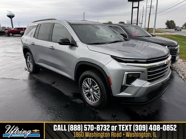 2025 Chevrolet Traverse LT FWD