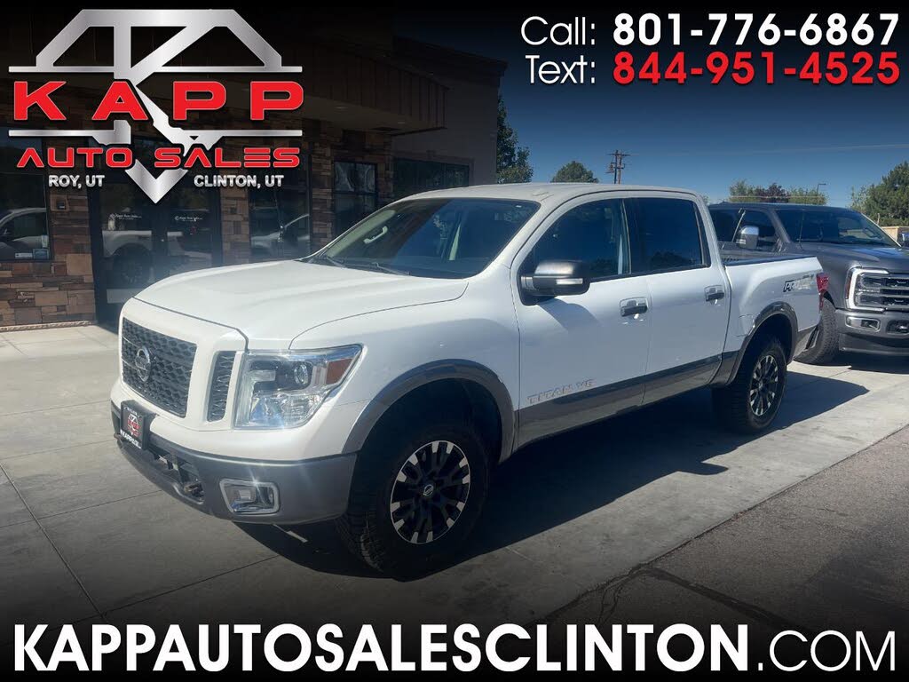 2018 Nissan Titan PRO-4X Crew Cab 4WD