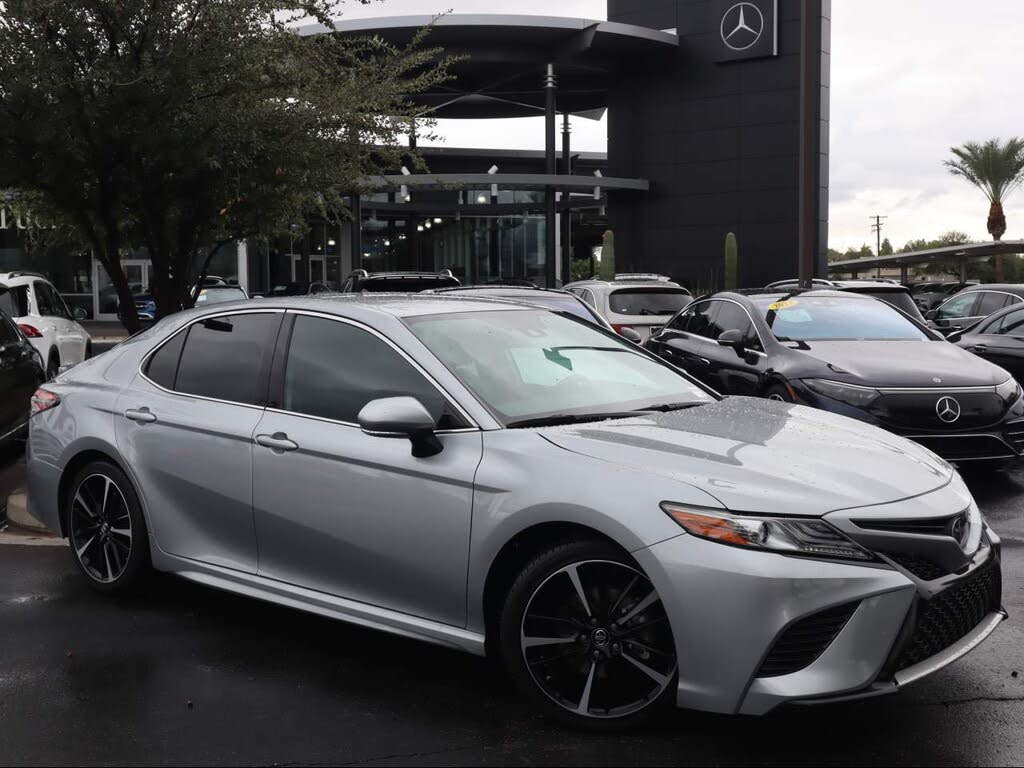 2019 Toyota Camry XSE FWD