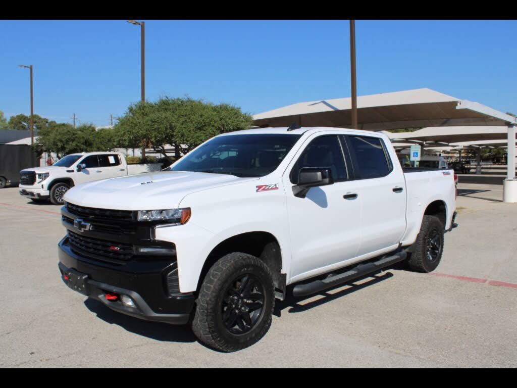 2022 Chevrolet Silverado 1500 LT Trail Boss Crew Cab 4WD