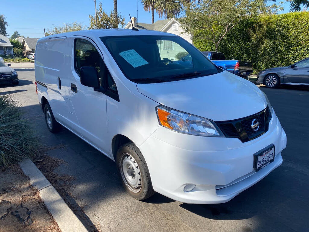 2021 Nissan NV200 S FWD