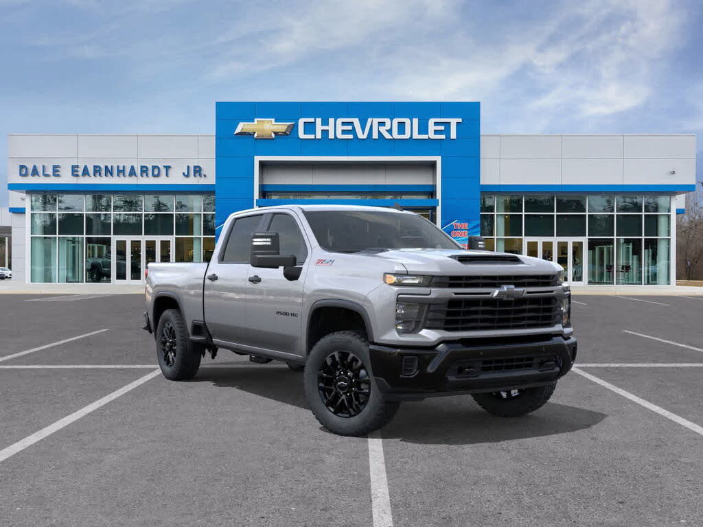 2026 Chevrolet Silverado 2500HD Custom Crew Cab 4WD