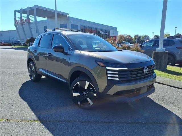 2026 Nissan Kicks SR FWD