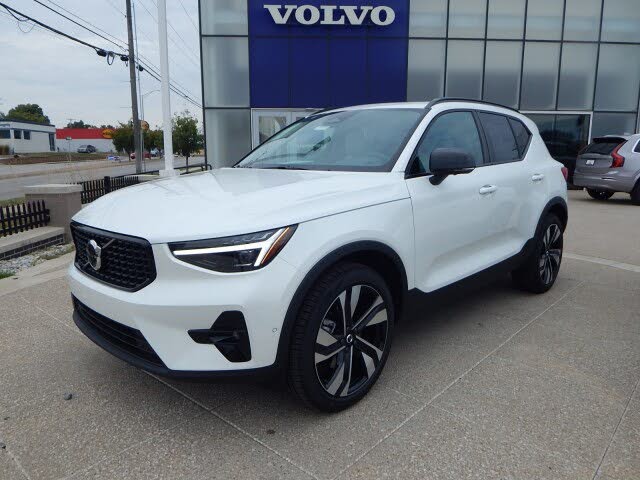 2026 Volvo XC40 B5 Ultra AWD