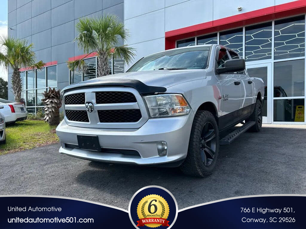 2015 RAM 1500 Express Crew Cab 4WD
