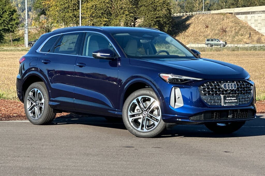 2025 Audi Q5 quattro Premium Plus 40 TFSI