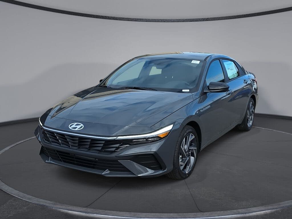 2025 Hyundai Elantra SEL Sport FWD
