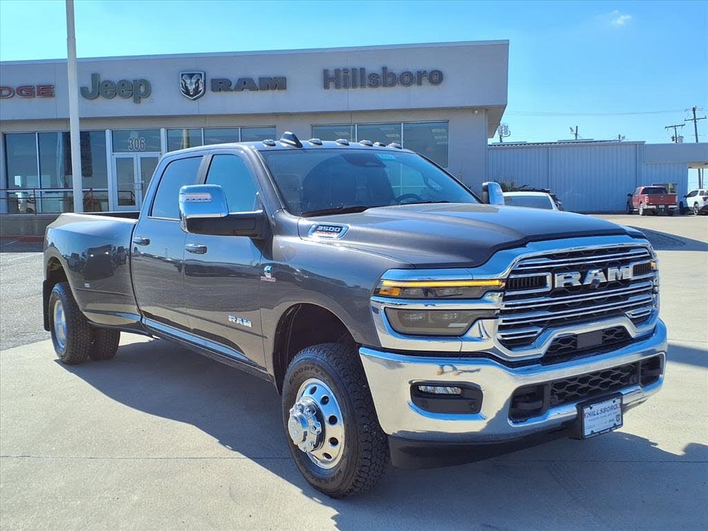 2026 RAM 3500 Laramie Crew Cab LB DRW 4WD