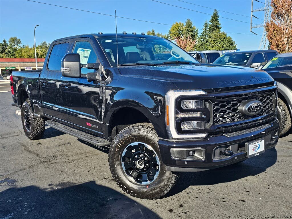 2026 Ford F-250 Super Duty Lariat Crew Cab 4WD
