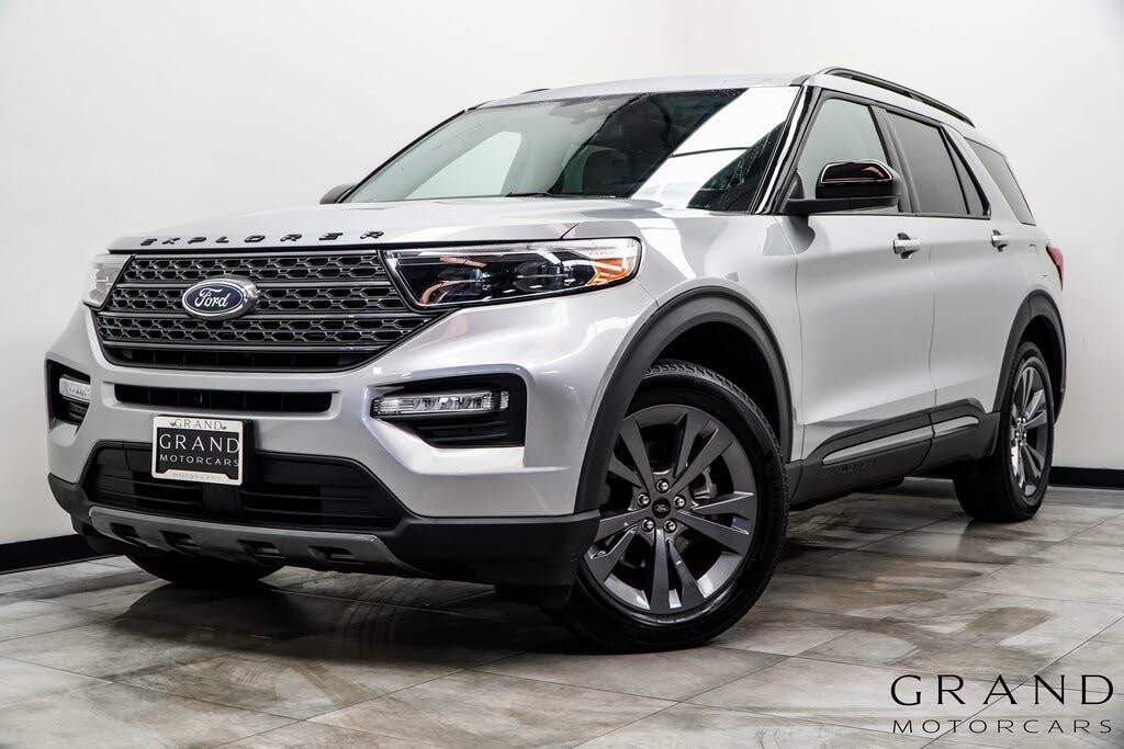 2022 Ford Explorer XLT AWD