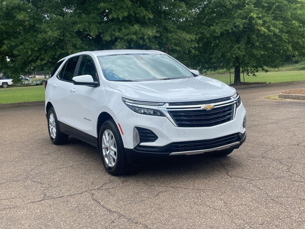 2023 Chevrolet Equinox LT AWD with 2FL