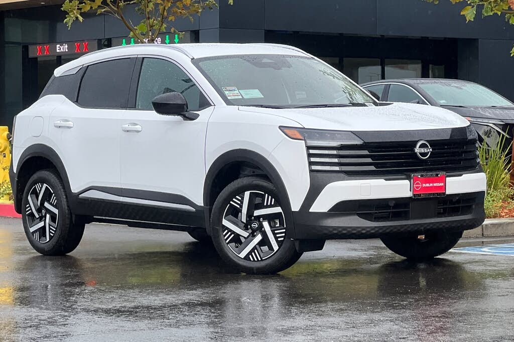 2026 Nissan Kicks SV FWD