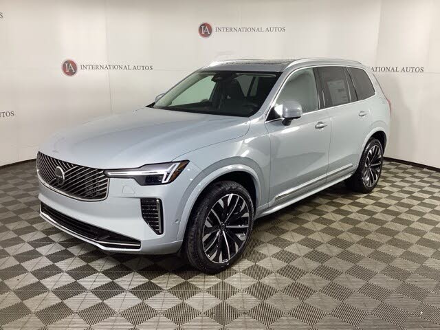 2026 Volvo XC90 B6 Plus 7-Passenger AWD