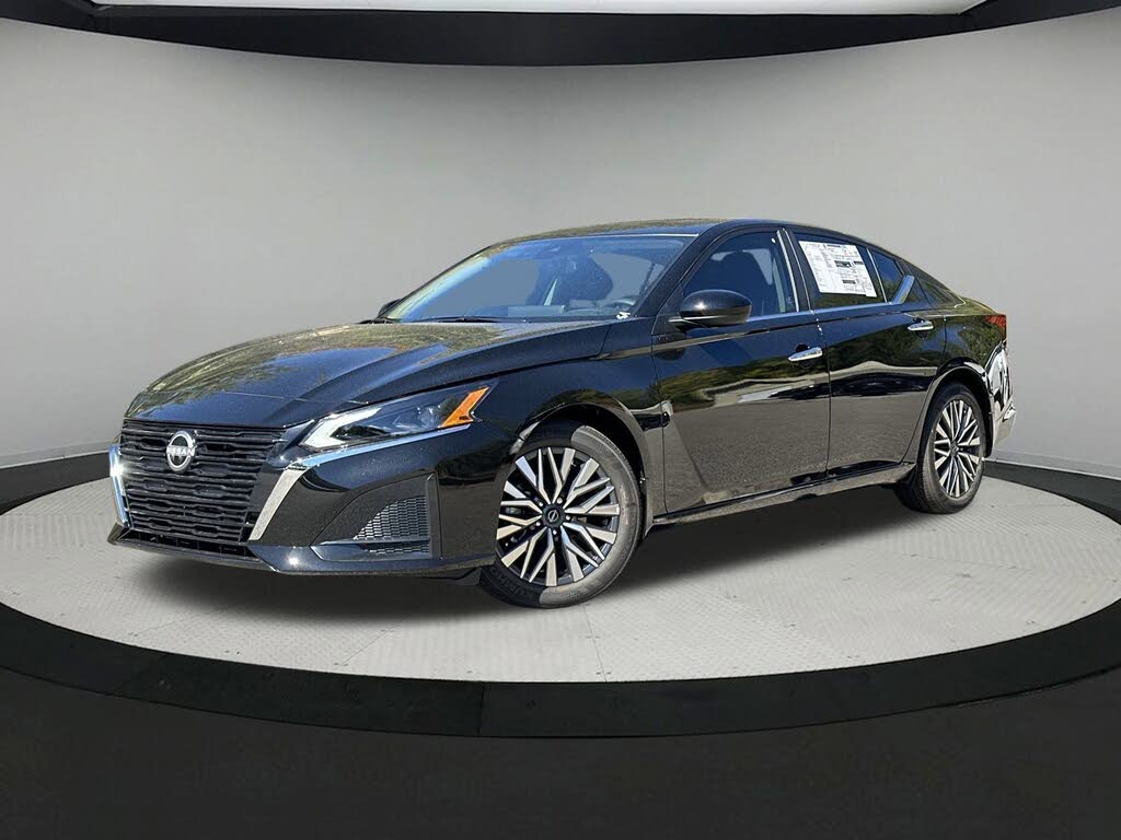 2025 Nissan Altima 2.5 SV FWD