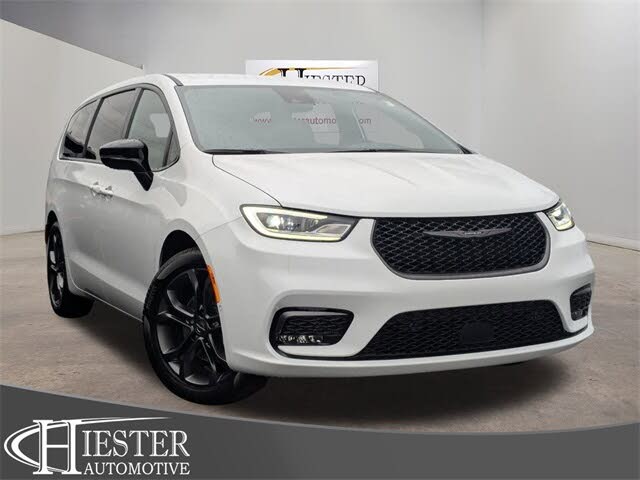 2026 Chrysler Pacifica Select FWD