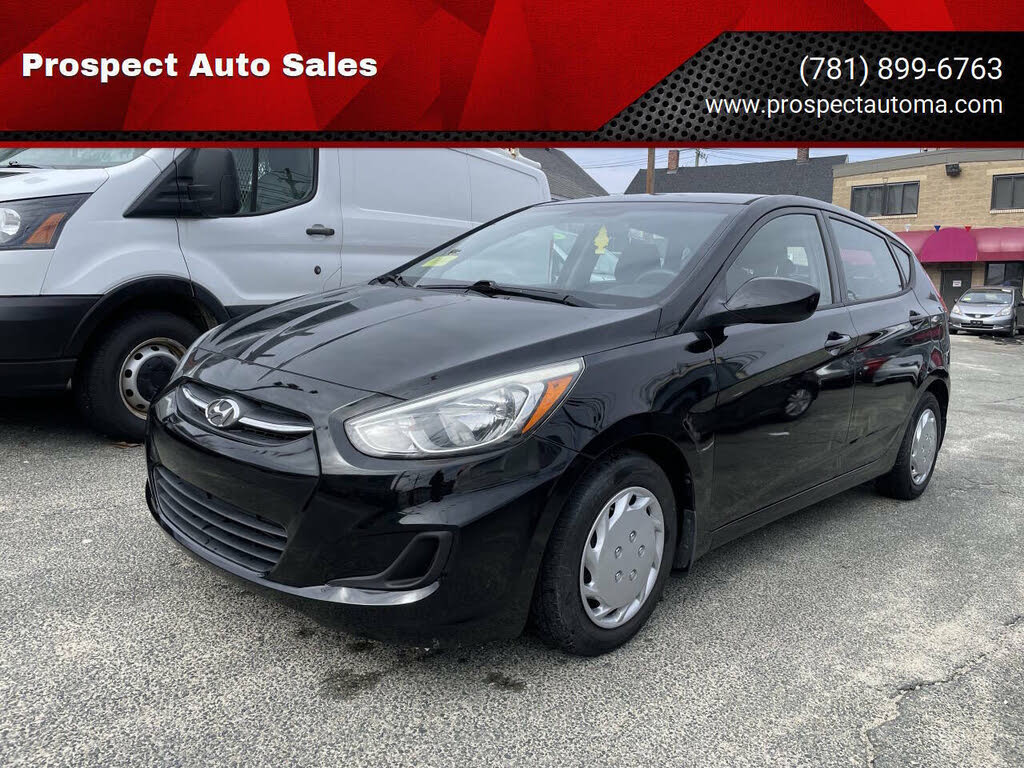 2015 Hyundai Accent GS 4-Door Hatchback FWD