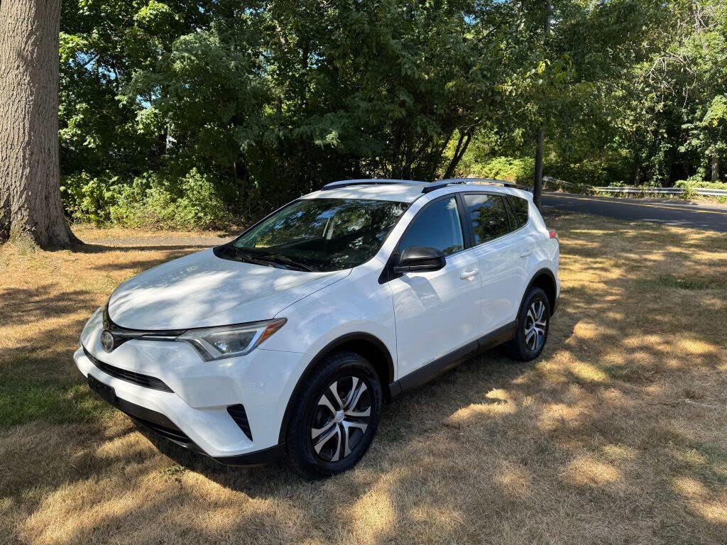 2017 Toyota RAV4 LE AWD