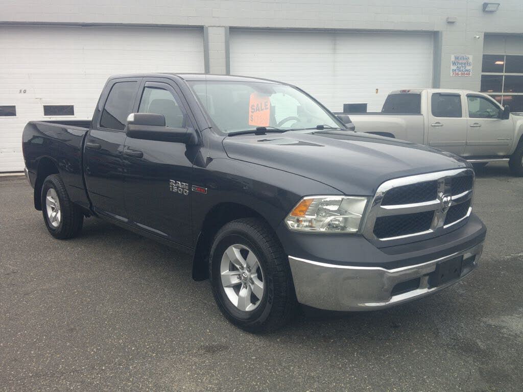 2016 RAM 1500 ST Quad Cab 4WD