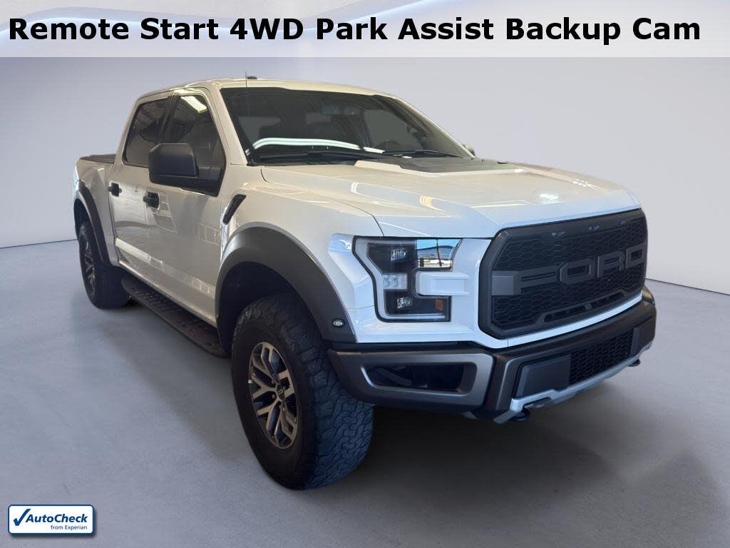 2017 Ford F-150 Raptor SuperCrew 4WD