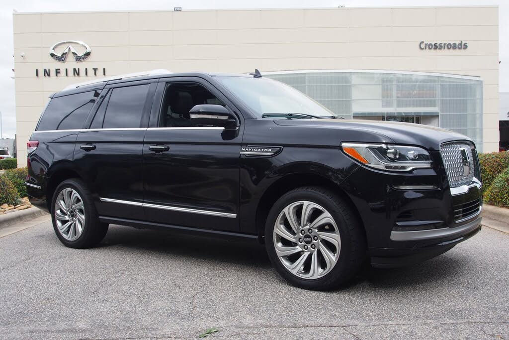 2024 Lincoln Navigator Premiere 4WD