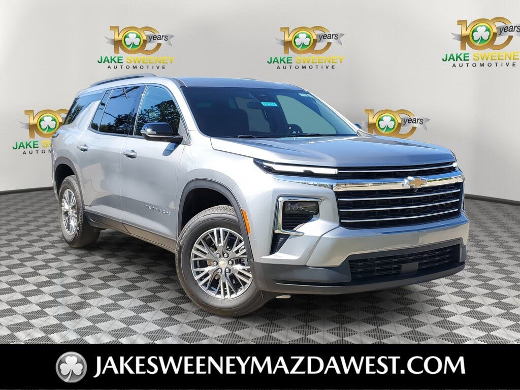 2025 Chevrolet Traverse LT FWD