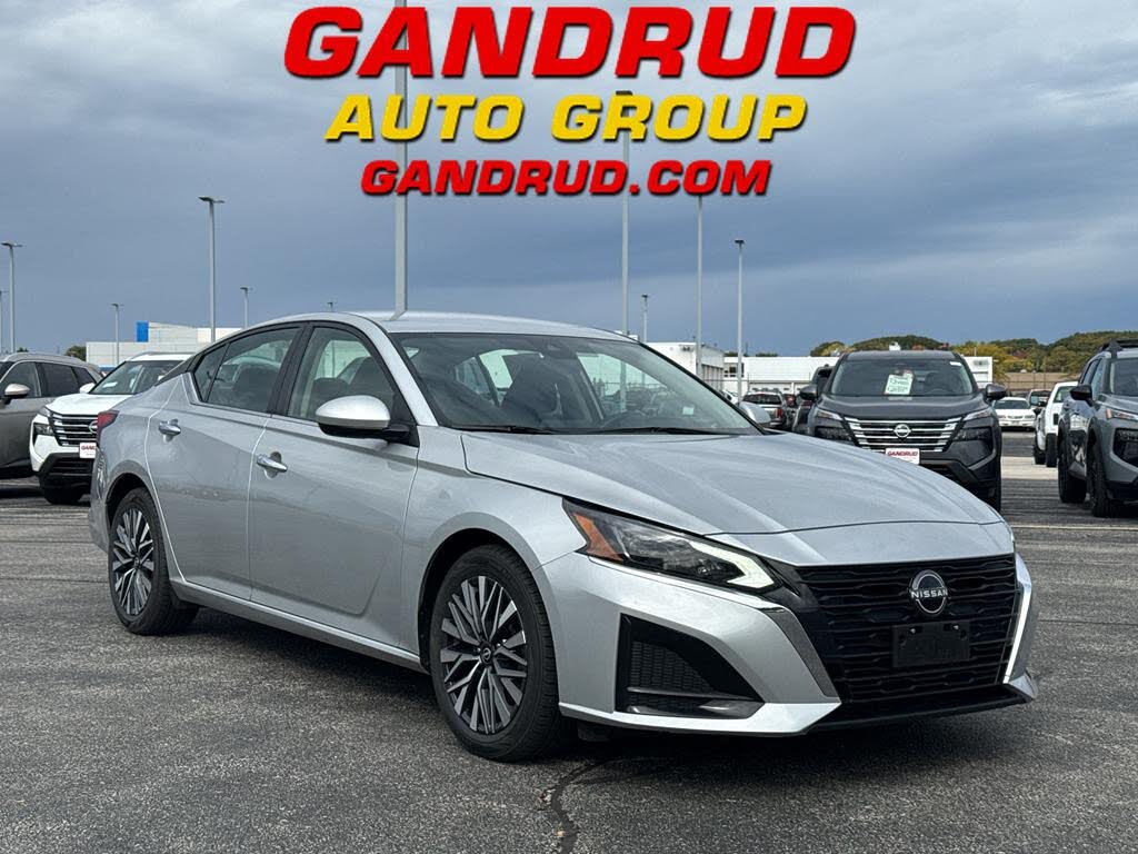 2023 Nissan Altima 2.5 SV FWD