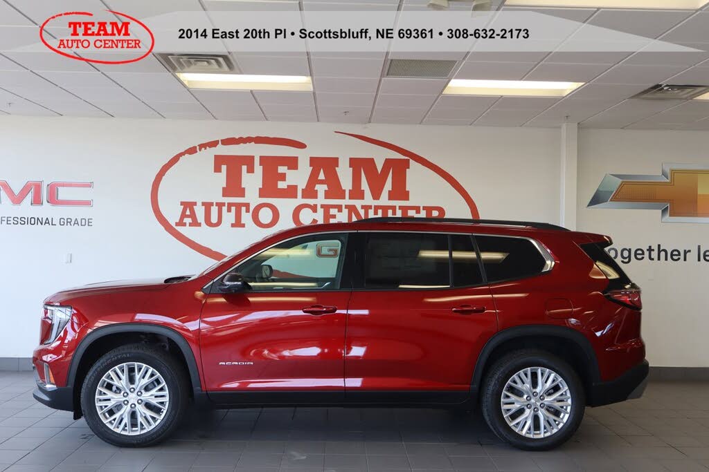 2026 GMC Acadia Elevation FWD