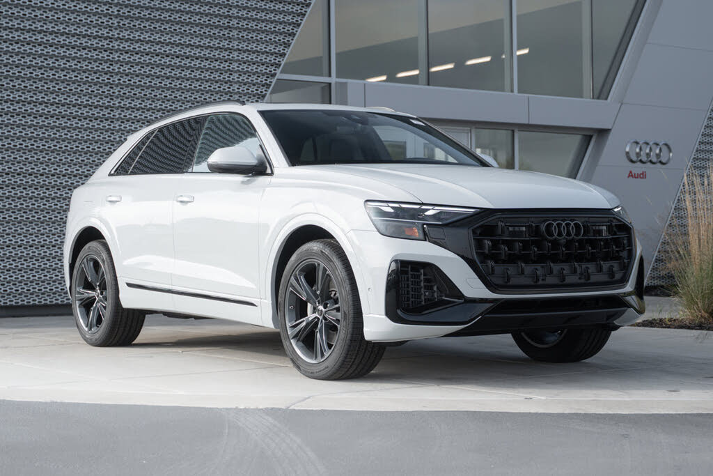2026 Audi Q8 quattro Premium 55 TFSI