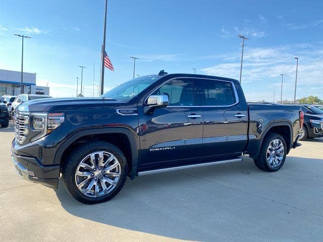 2023 GMC Sierra 1500 Denali Crew Cab 4WD