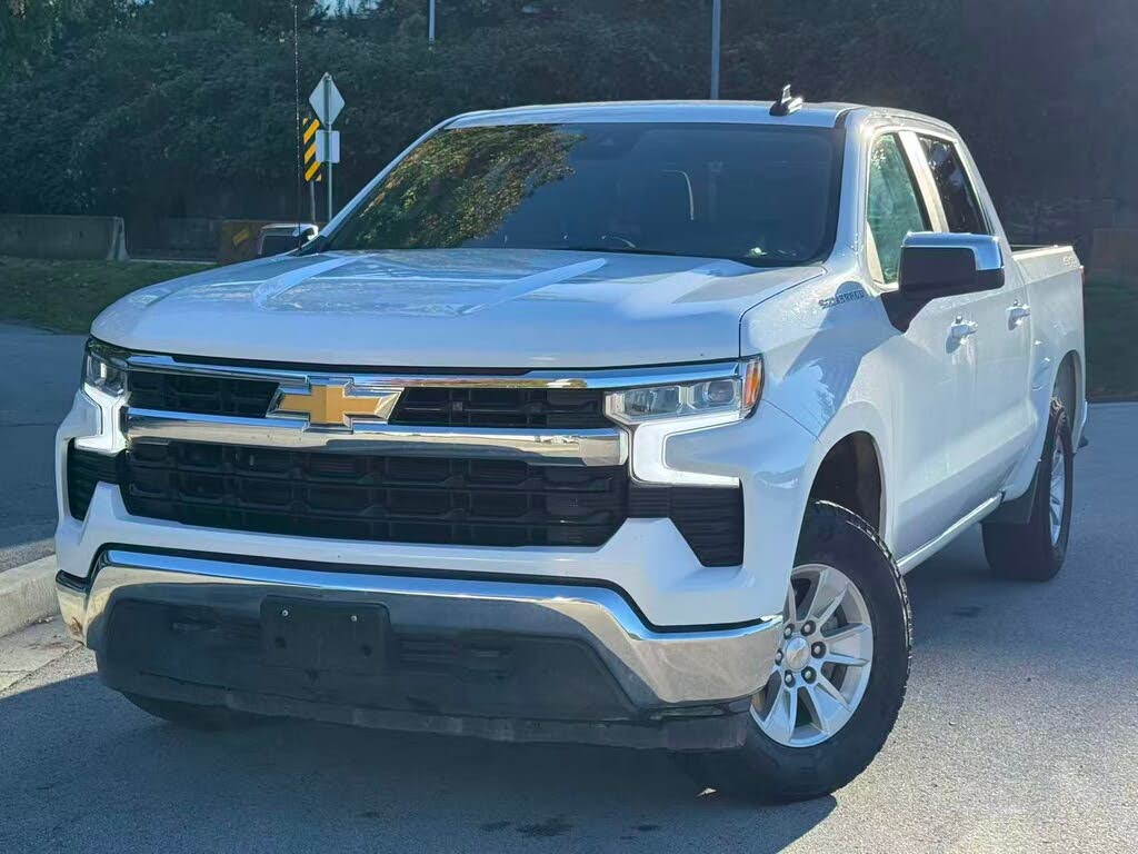 2025 Chevrolet Silverado 1500 LT Crew Cab 4WD