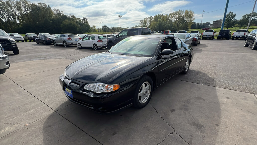 2001 Chevrolet Monte Carlo LS FWD