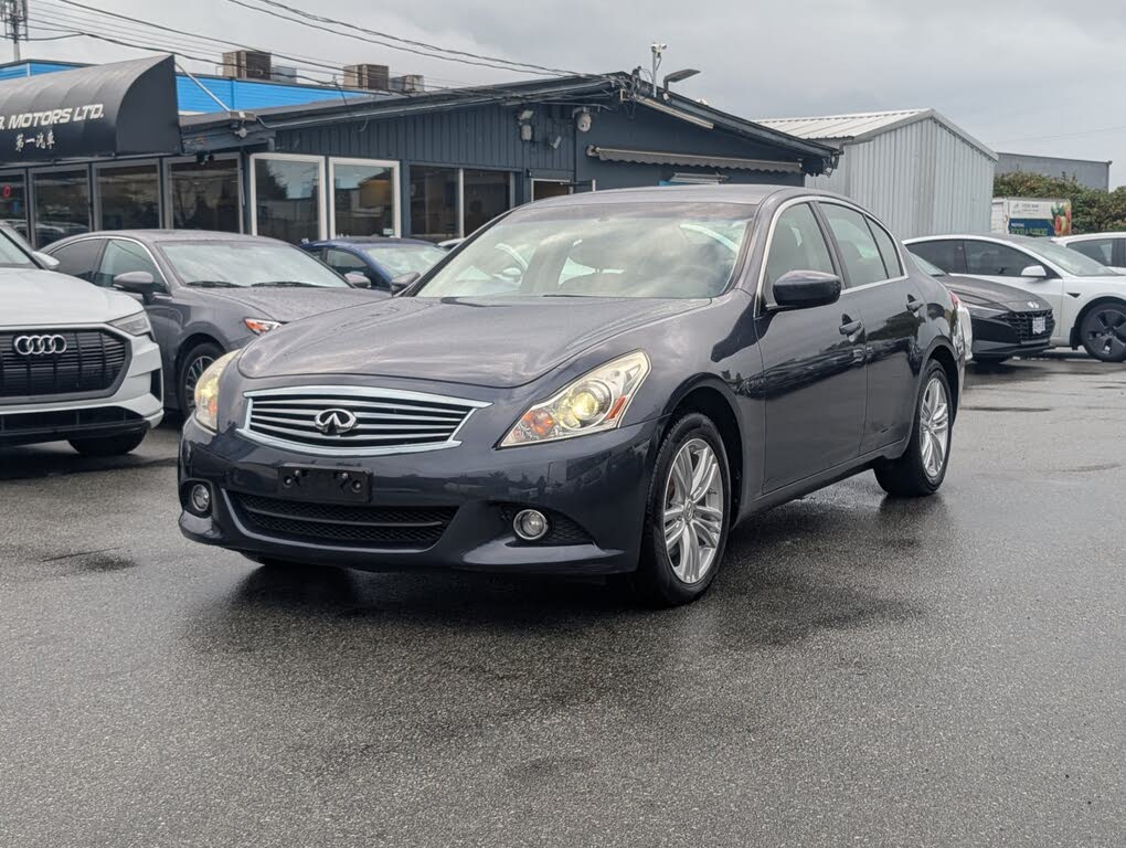 2011 INFINITI G25 x AWD