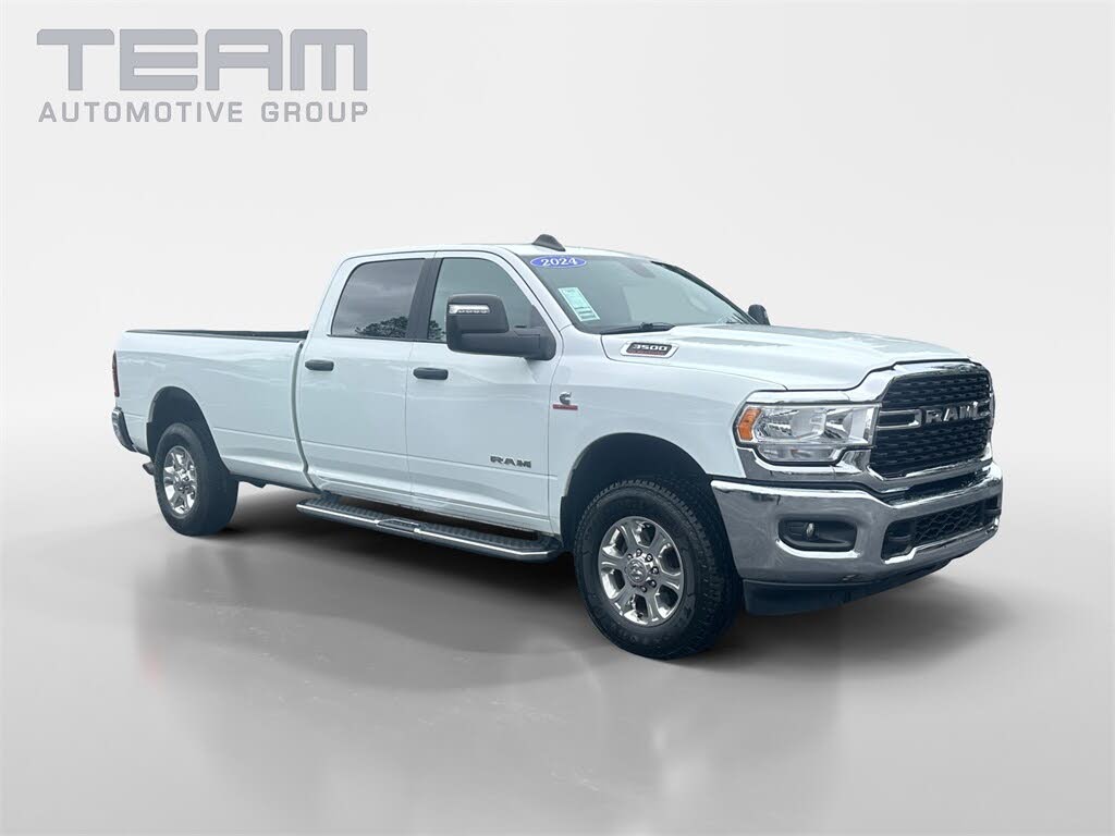 2024 RAM 3500 Big Horn Crew Cab LB 4WD
