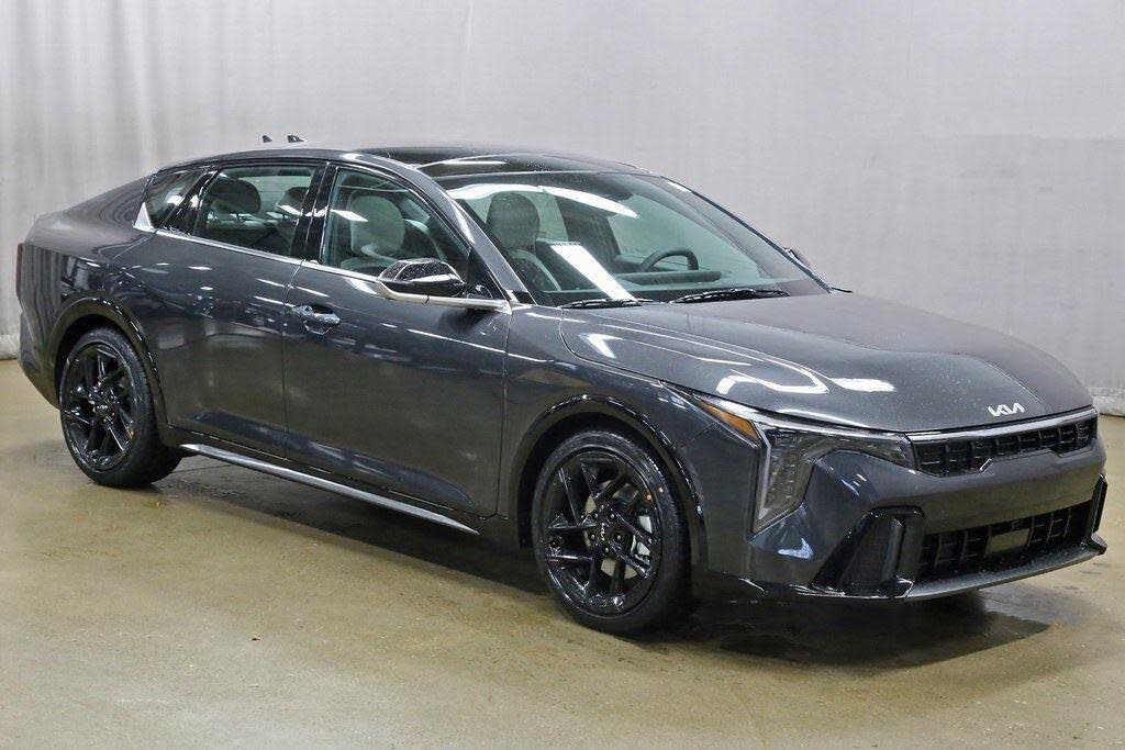 2025 Kia K4 GT-Line Turbo FWD
