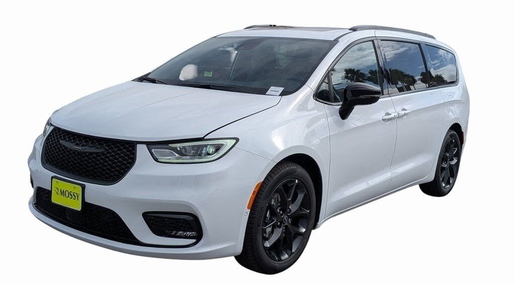 2026 Chrysler Pacifica Limited FWD