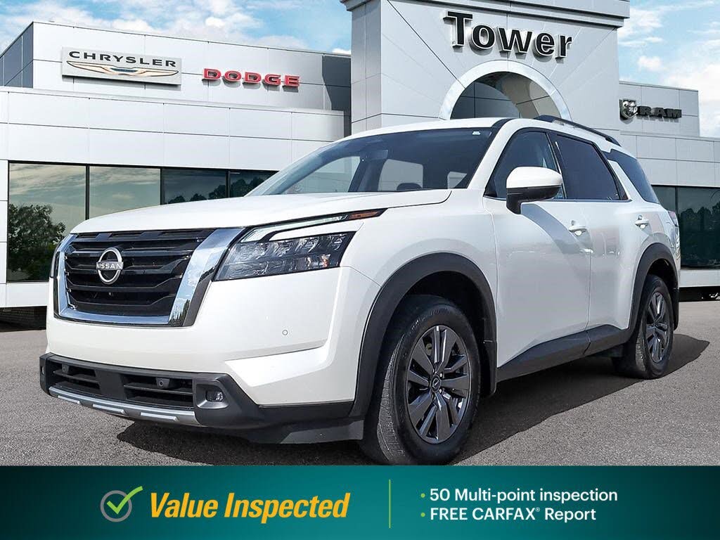 Nissan Pathfinder SV 4WD 2024