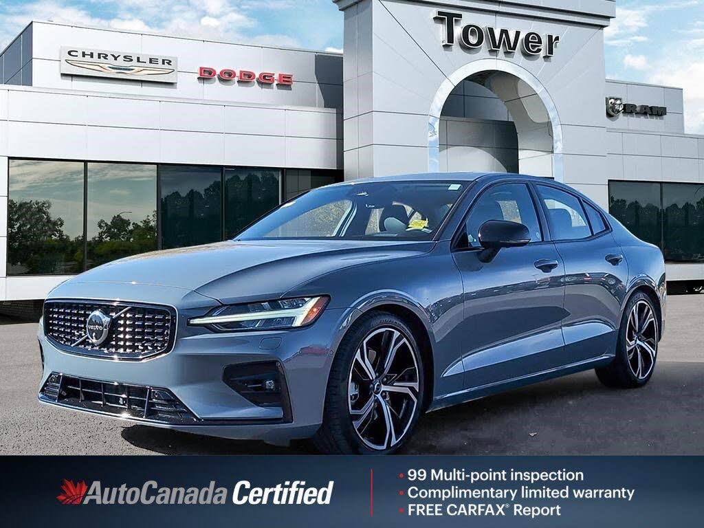 2024 Volvo S60 B5 Plus Dark Theme AWD