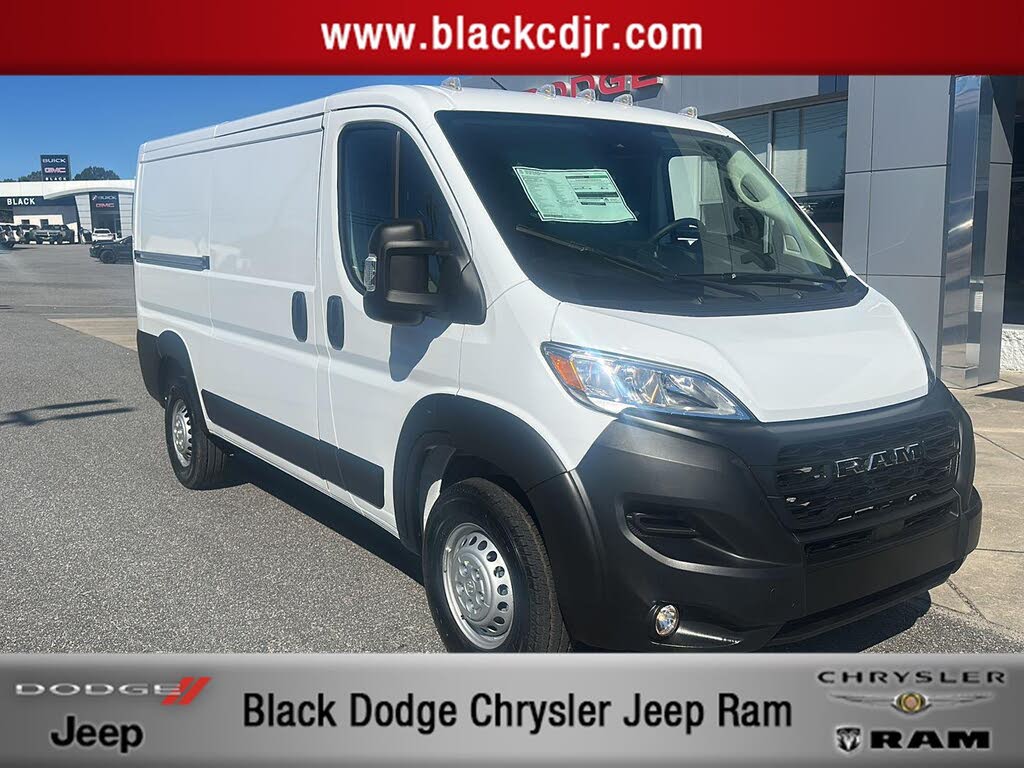 2026 RAM ProMaster 2500 Tradesman 136 Low Roof Cargo Van FWD